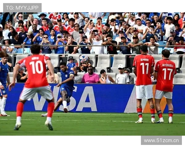 切尔西进攻层次与稳定性面临考验,赛季表现波动逐步反映竞争格局变化 切尔西进攻层次与稳定性面临考验,赛季表现波动逐步反映竞争格局变化