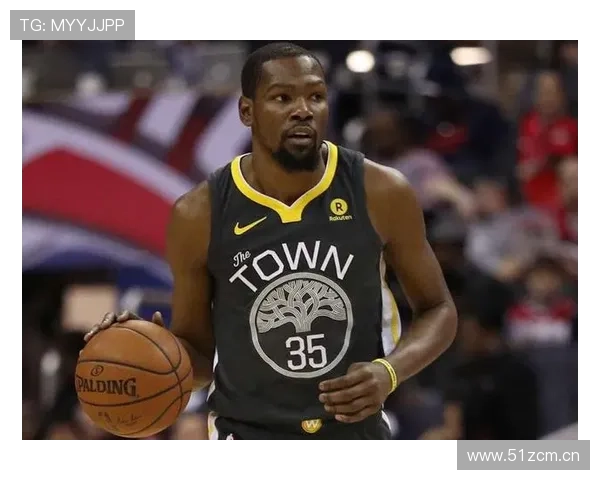 路易斯·斯科拉篮下高效背打制胜拉开与同位置对手差距