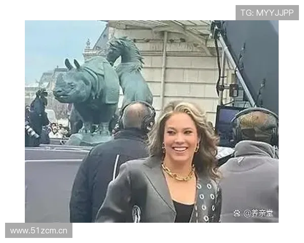 谷爱凌随手拎的那个包，标签价看完我连外卖都不敢点了